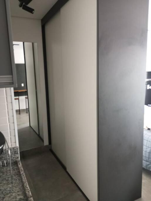 Master No Centro De Sao Paulo, Com Garagem Gratis, Ao Lado Do Metro E 25 De Marco Apartamento São Paulo