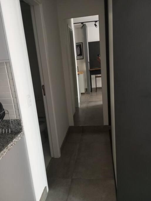 Master No Centro De Sao Paulo, Com Garagem Gratis, Ao Lado Do Metro E 25 De Marco
