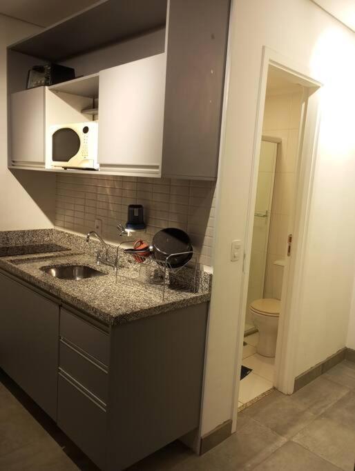 Master No Centro De Sao Paulo, Com Garagem Gratis, Ao Lado Do Metro E 25 De Marco Apartamento São Paulo